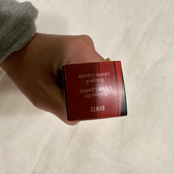 Smashbox - NIB Always On Liquid Lipstick - Bawse (Deep Red) - Picture 4 of 4